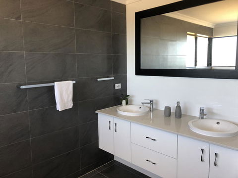 The Shak Kalbarri - Accommodation Sunshine Coast 9