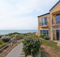 Caravel Beach House Mandurah - Accommodation Sunshine Coast