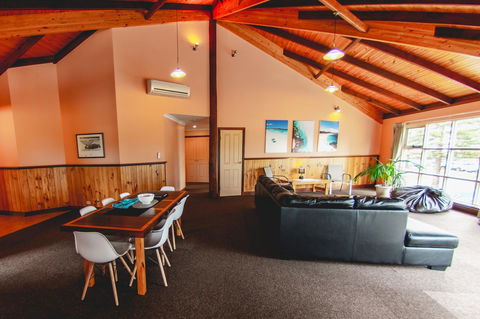Esperance Foreshore Apartments - Accommodation Sunshine Coast 1