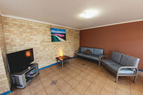 Esperance Foreshore Apartments - Accommodation Sunshine Coast 42