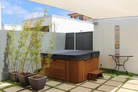 Alouarn Apartments - Accommodation Sunshine Coast 3