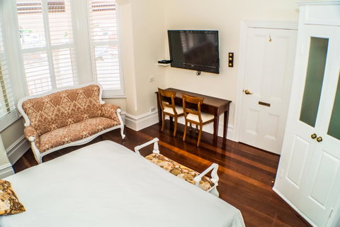 South Beach Bed & Breakfast - Accommodation Sunshine Coast 10