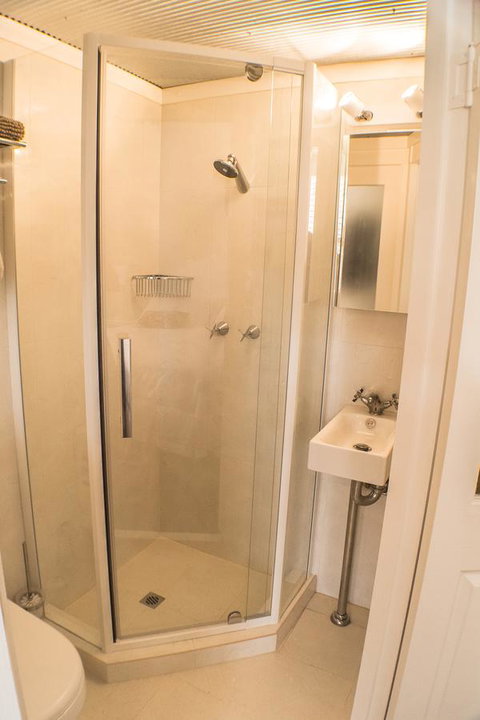 South Beach Bed & Breakfast - Accommodation Sunshine Coast 9