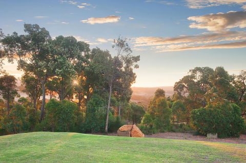 The Farmhouse - Accommodation Sunshine Coast 3