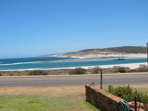 Kalbarri Riverfront Unit - Accommodation Sunshine Coast 1