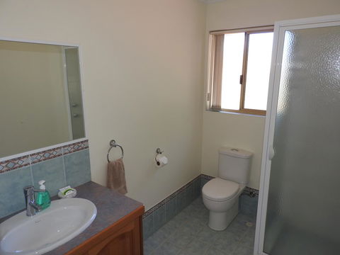 The Royal Dolphin Bed & Breakfast Safety Bay - Accommodation Sunshine Coast 8