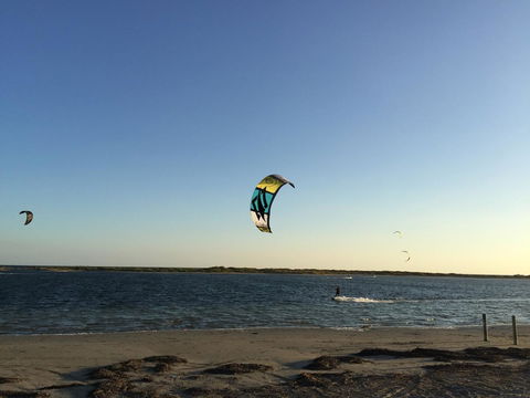 The Royal Dolphin Bed & Breakfast Safety Bay - Accommodation Sunshine Coast 24