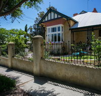 Danum House - Accommodation Sunshine Coast