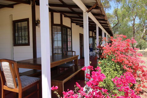 Daisy Cottage - Accommodation Sunshine Coast 0