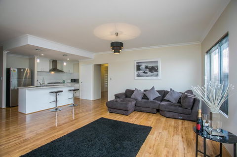 Indian Ocean Retreat - Accommodation Sunshine Coast 7