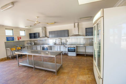 RAC Exmouth Cape Holiday Park - Accommodation Sunshine Coast 20
