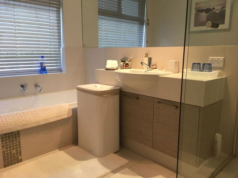 Magnificent Beach Retreat - Accommodation Sunshine Coast 20