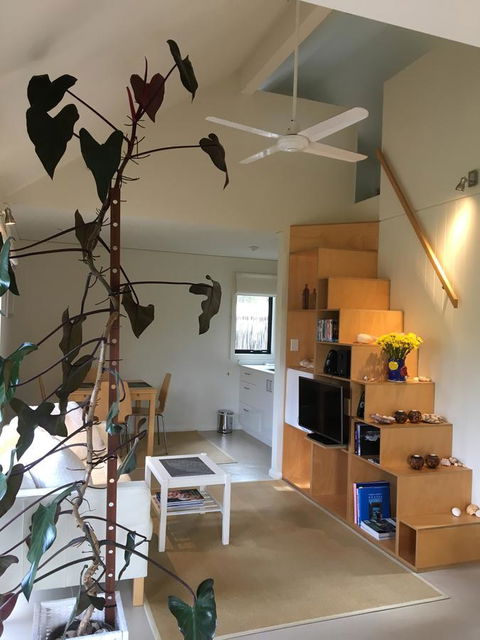 DESIGNER'S STUDIO - Accommodation Sunshine Coast 16