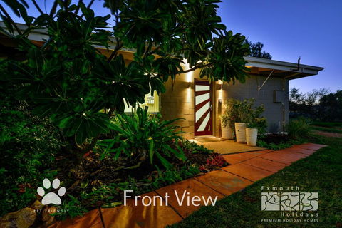 13 Learmonth Street - Close To Town Centre - Accommodation Sunshine Coast 0