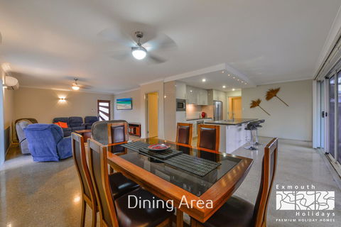 13 Learmonth Street - Close To Town Centre - Accommodation Sunshine Coast 6