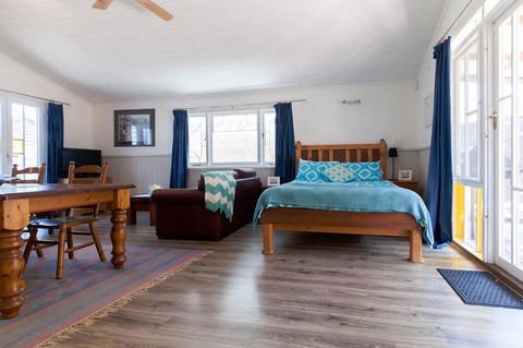 Laneway Studio, Heart Of Fremantle - Accommodation Sunshine Coast 0