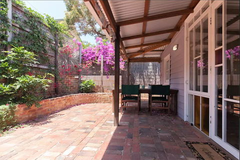 Laneway Studio, Heart Of Fremantle - Accommodation Sunshine Coast 7