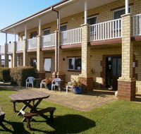 Baywatch Manor Augusta - Accommodation Sunshine Coast