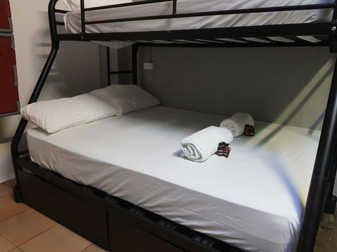 JJ's Backpackers - Accommodation Sunshine Coast 17