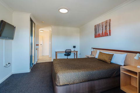 Canning Bridge Auto Lodge - Accommodation Sunshine Coast 5