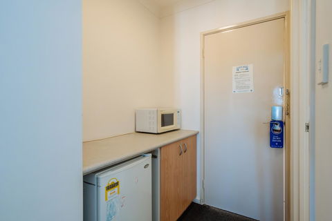 Canning Bridge Auto Lodge - Accommodation Sunshine Coast 30