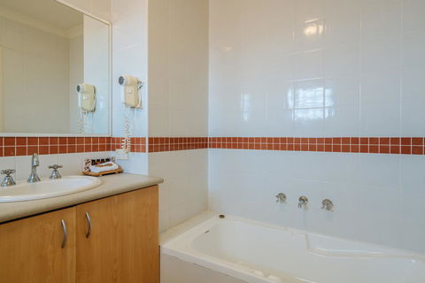 Canning Bridge Auto Lodge - Accommodation Sunshine Coast 1