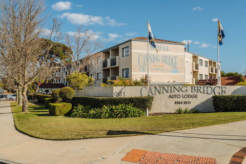 Canning Bridge Auto Lodge - Accommodation Sunshine Coast 0