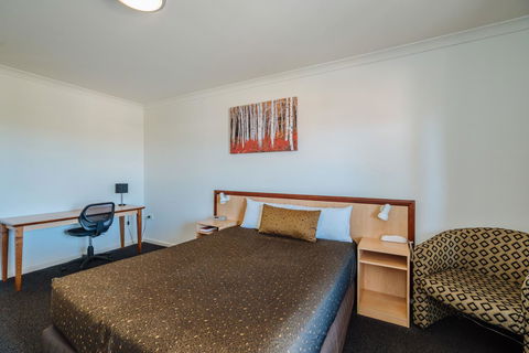 Canning Bridge Auto Lodge - Accommodation Sunshine Coast 3