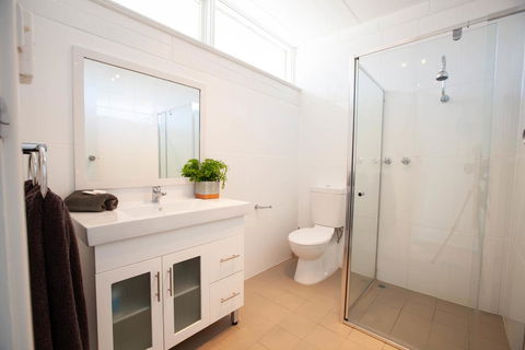 EUCLA MOTOR HOTEL - Accommodation Sunshine Coast 1