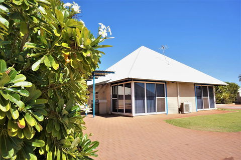 Osprey Holiday Village Unit 120 - Plenty Of Room For A Large Family - Accommodation Sunshine Coast 18