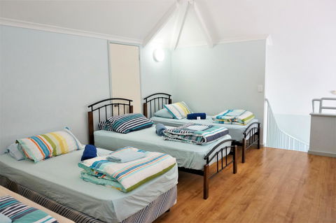 Osprey Holiday Village Unit 120 - Plenty Of Room For A Large Family - Accommodation Sunshine Coast 10