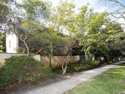 Rosalie 13 - Accommodation Sunshine Coast 19