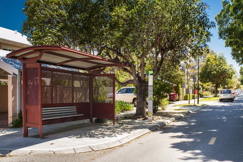 Rosalie 02 - Accommodation Sunshine Coast 19