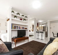 Rosalie 02 - Accommodation Sunshine Coast