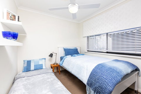 Como Executive Apartment - Accommodation Sunshine Coast 13