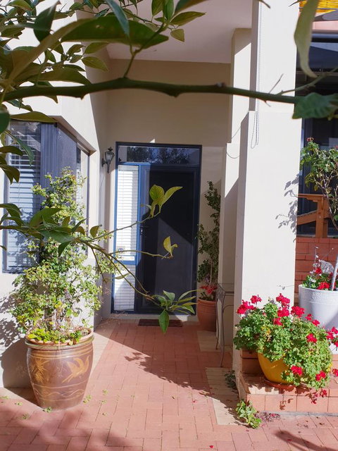 Como Executive Apartment - Accommodation Sunshine Coast 3
