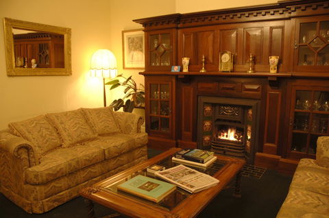 Clifton Motel & Grittleton Lodge - Accommodation Sunshine Coast 15