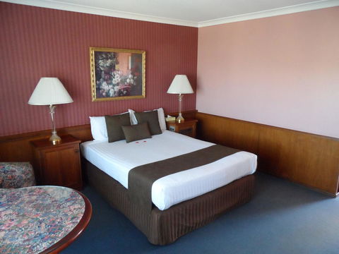 Clifton Motel & Grittleton Lodge - Accommodation Sunshine Coast 20