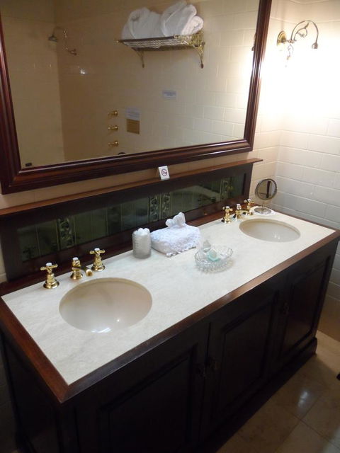 Clifton Motel & Grittleton Lodge - Accommodation Sunshine Coast 31