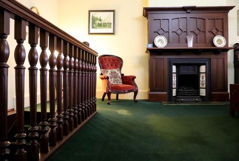 Clifton Motel & Grittleton Lodge - Accommodation Sunshine Coast 7