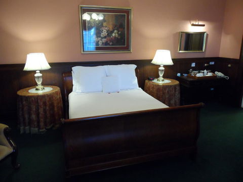 Clifton Motel & Grittleton Lodge - Accommodation Sunshine Coast 30