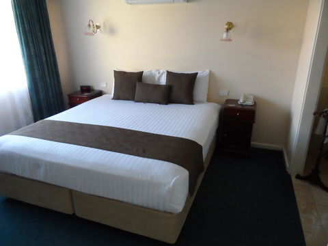 Clifton Motel & Grittleton Lodge - Accommodation Sunshine Coast 26