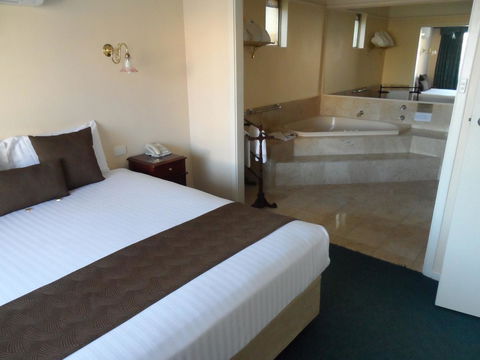 Clifton Motel & Grittleton Lodge - Accommodation Sunshine Coast 27