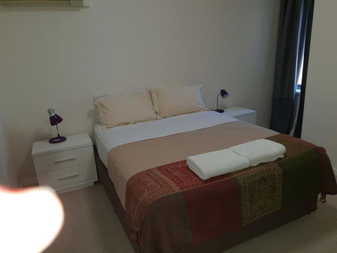 Superb 2 BR East Perth Riverside Apartment Location Comfort And Space 45 - Accommodation Sunshine Coast 5