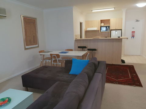 Superb 2 BR East Perth Riverside Apartment Location Comfort And Space 45 - Accommodation Sunshine Coast 7