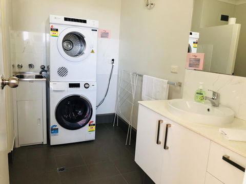 West Beach Lagoon 213 - Corner Unit! - Accommodation Sunshine Coast 10