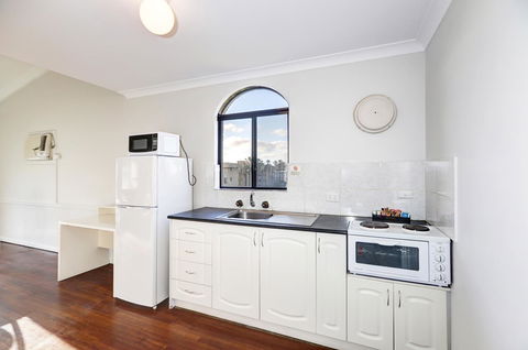 West Beach Lagoon 213 - Corner Unit! - Accommodation Sunshine Coast 7