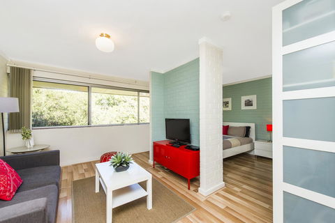 Rosalie 46 - Accommodation Sunshine Coast 1