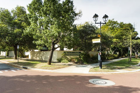 Rosalie 46 - Accommodation Sunshine Coast 12