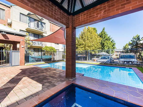 Subiaco Village 28 - Accommodation Sunshine Coast 18